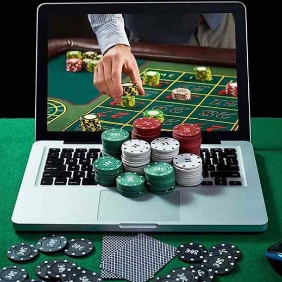 Diferencias entre ruletas RNG y mesas de casino en vivo